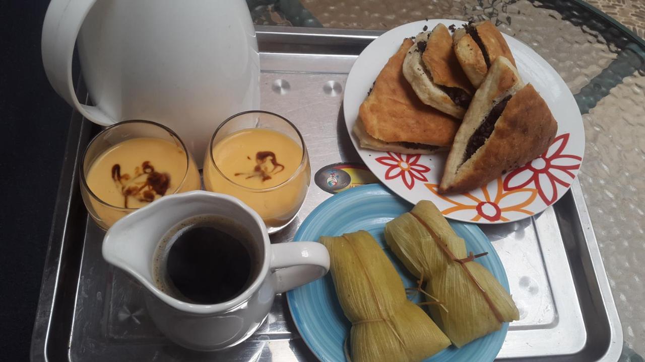 Don Alejandro Bed & Breakfast Trujillo Ngoại thất bức ảnh